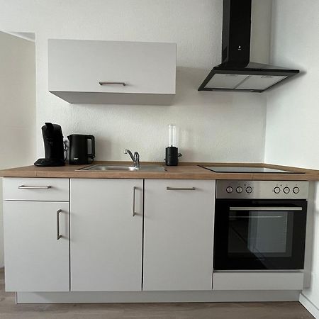 Black Forest City Apartment Mit Kostenlosem Parkplatz Freiburg Bagian luar foto