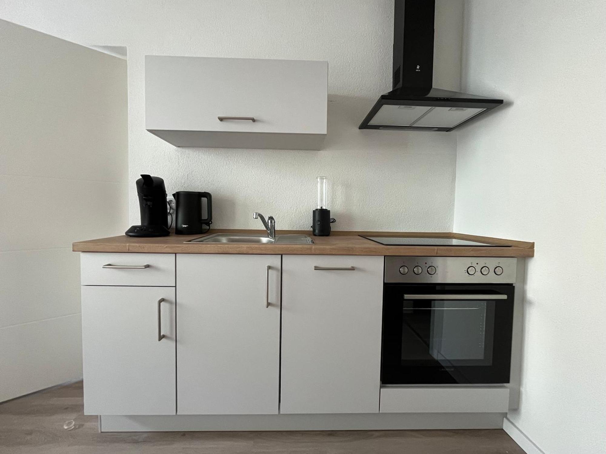 Black Forest City Apartment Mit Kostenlosem Parkplatz Freiburg Bagian luar foto